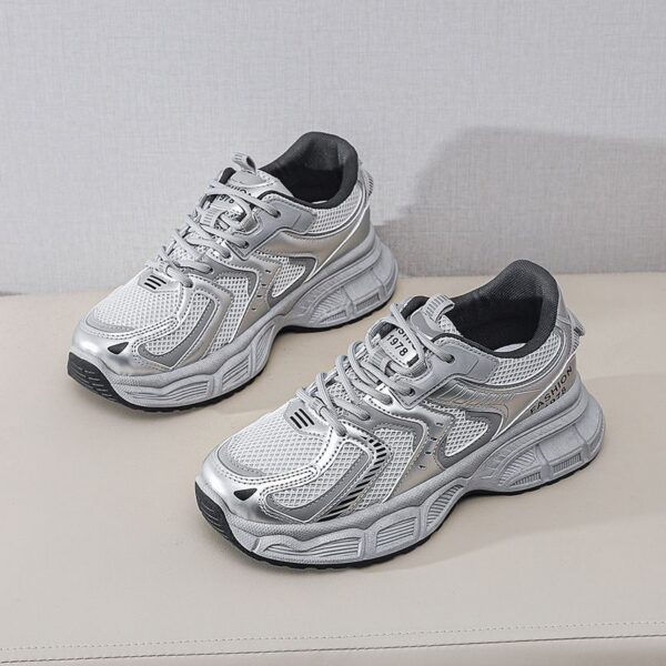 Women's Chunky Sneakers - Korean Style Thick-Sole Platform Casual Sports Shoes for Students, Versatile Breathable Running Shoes with Height Increasing Design