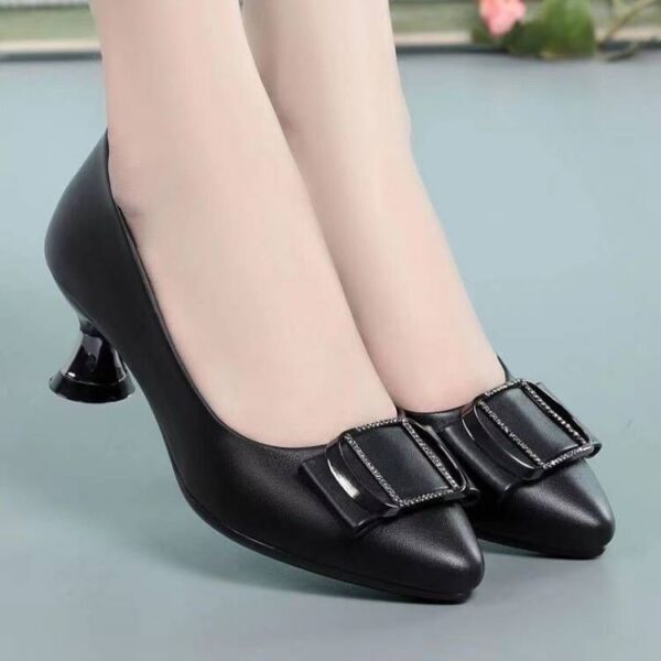 Women's 5CM Cortical Work Pumps - Office-Ready Wineglass Heel Shoes with Round Toe & Cushioned Insole for Nairobi Businesswomen, Orthopedic Design in Premium Black Soft Leather